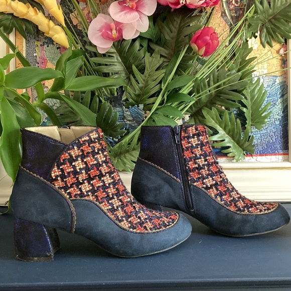 Ruby shoo booties - Picture 3 of 5